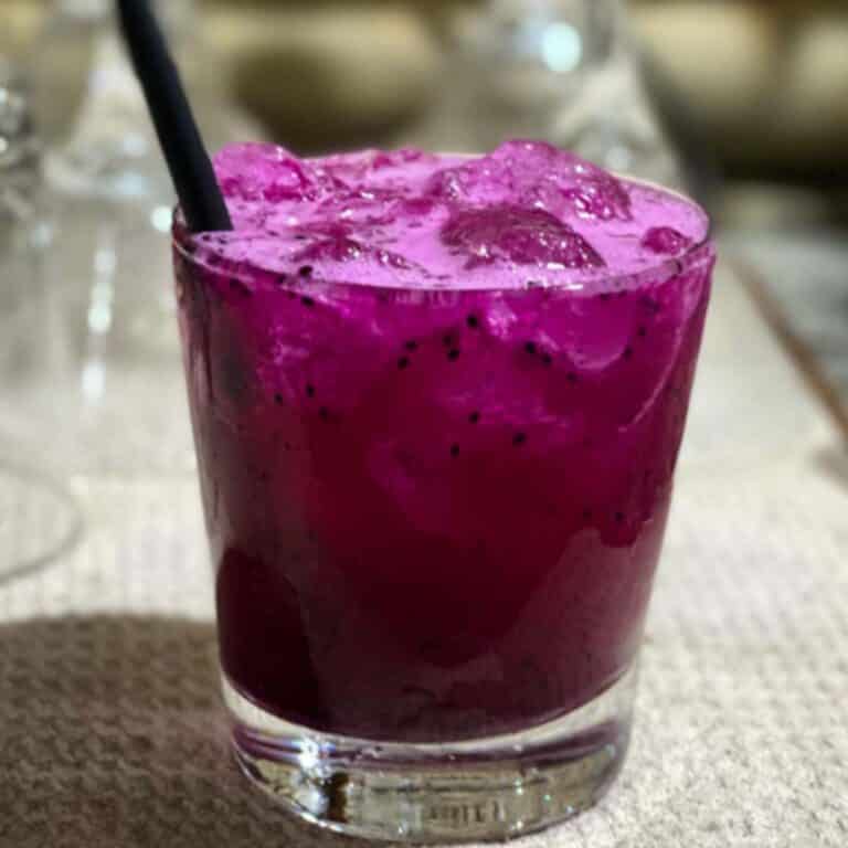 Drink Com Pitaya NaColher