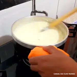 preparando o creme de batata doce