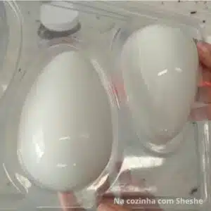 cascas dos ovos de páscoa na forma
