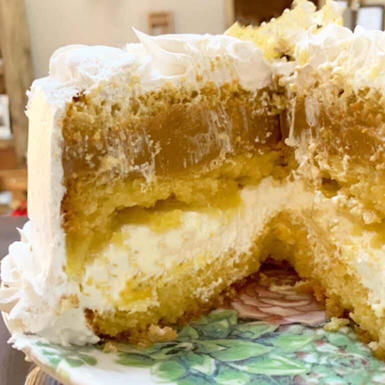 Bolo De Abacaxi Com Doce De Leite Nacolher