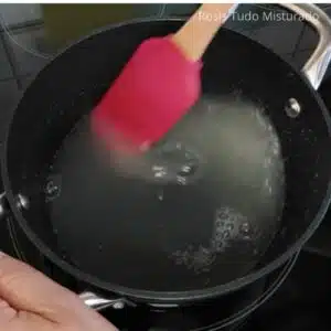 gelatina dissolvendo para maria mole