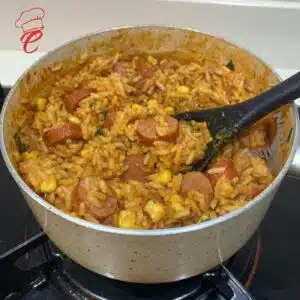 arroz com salsicha pronto