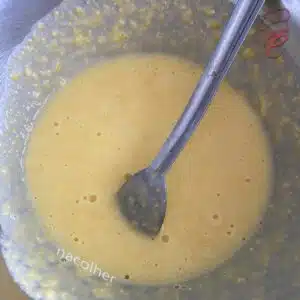 juntando os ingredientes da crepioca de milho